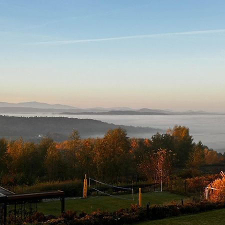 Villa Relax With Swimming Pool And Mountain View Bukow Exteriér fotografie