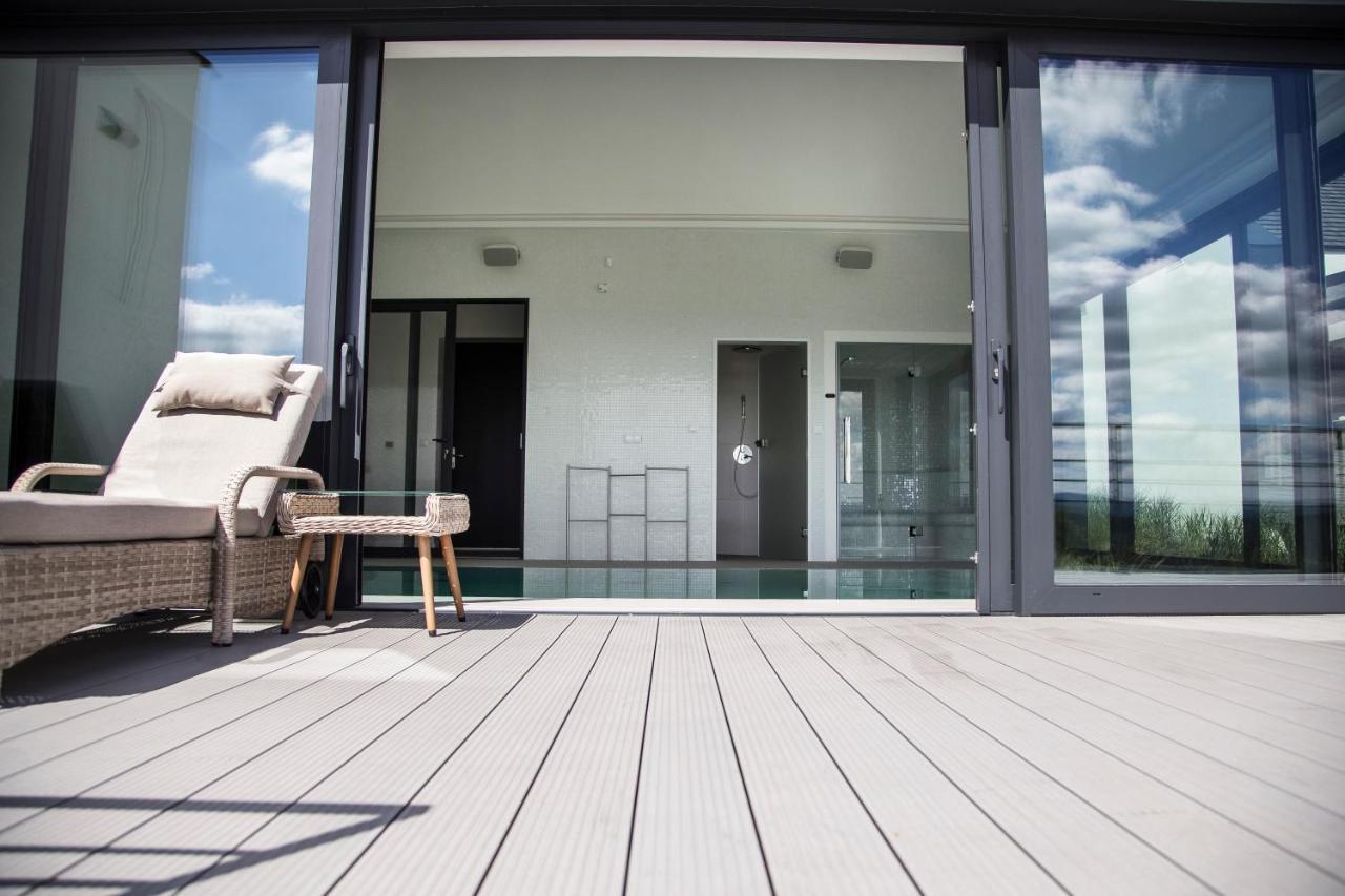 Villa Relax With Swimming Pool And Mountain View Bukow Exteriér fotografie