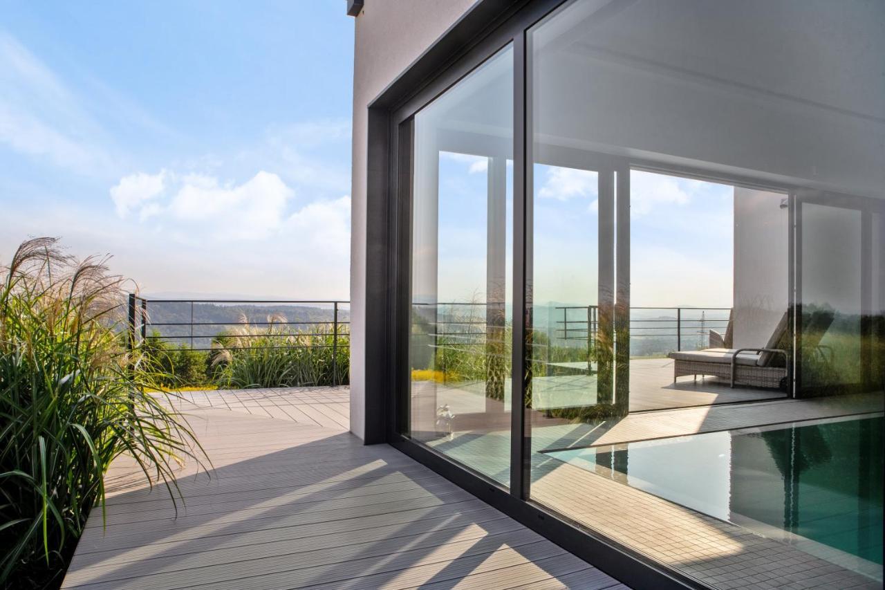 Villa Relax With Swimming Pool And Mountain View Bukow Exteriér fotografie