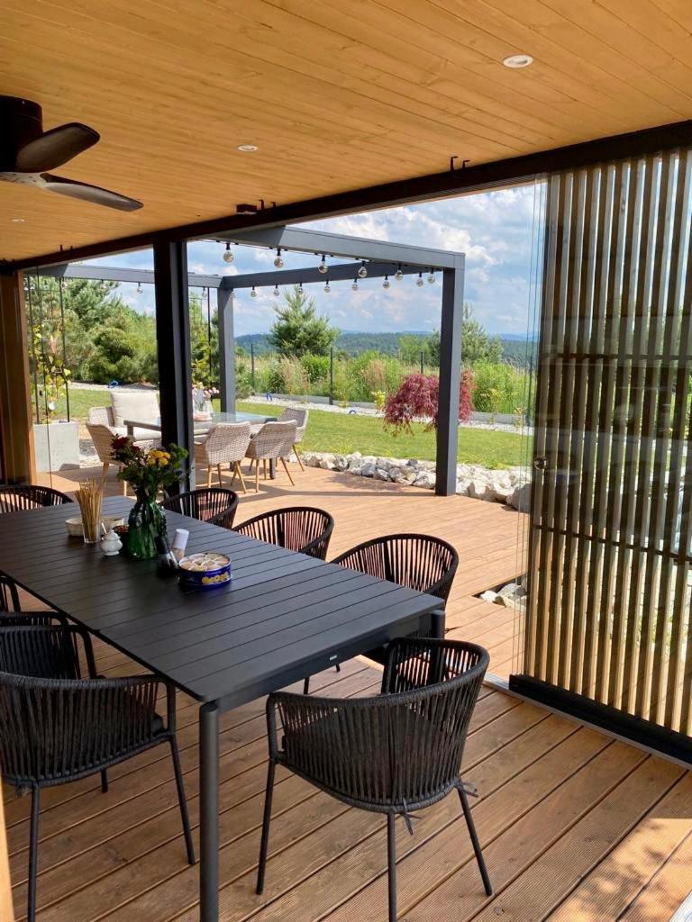 Villa Relax With Swimming Pool And Mountain View Bukow Exteriér fotografie